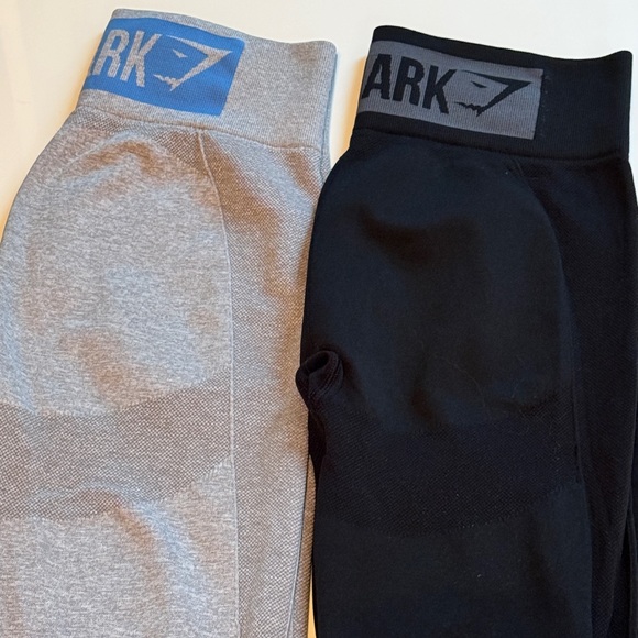 Gymshark Leggings - Lot of 6 - Black (2), Gray (2), Navy (1), Charcoal (1) - Picture 4 of 4